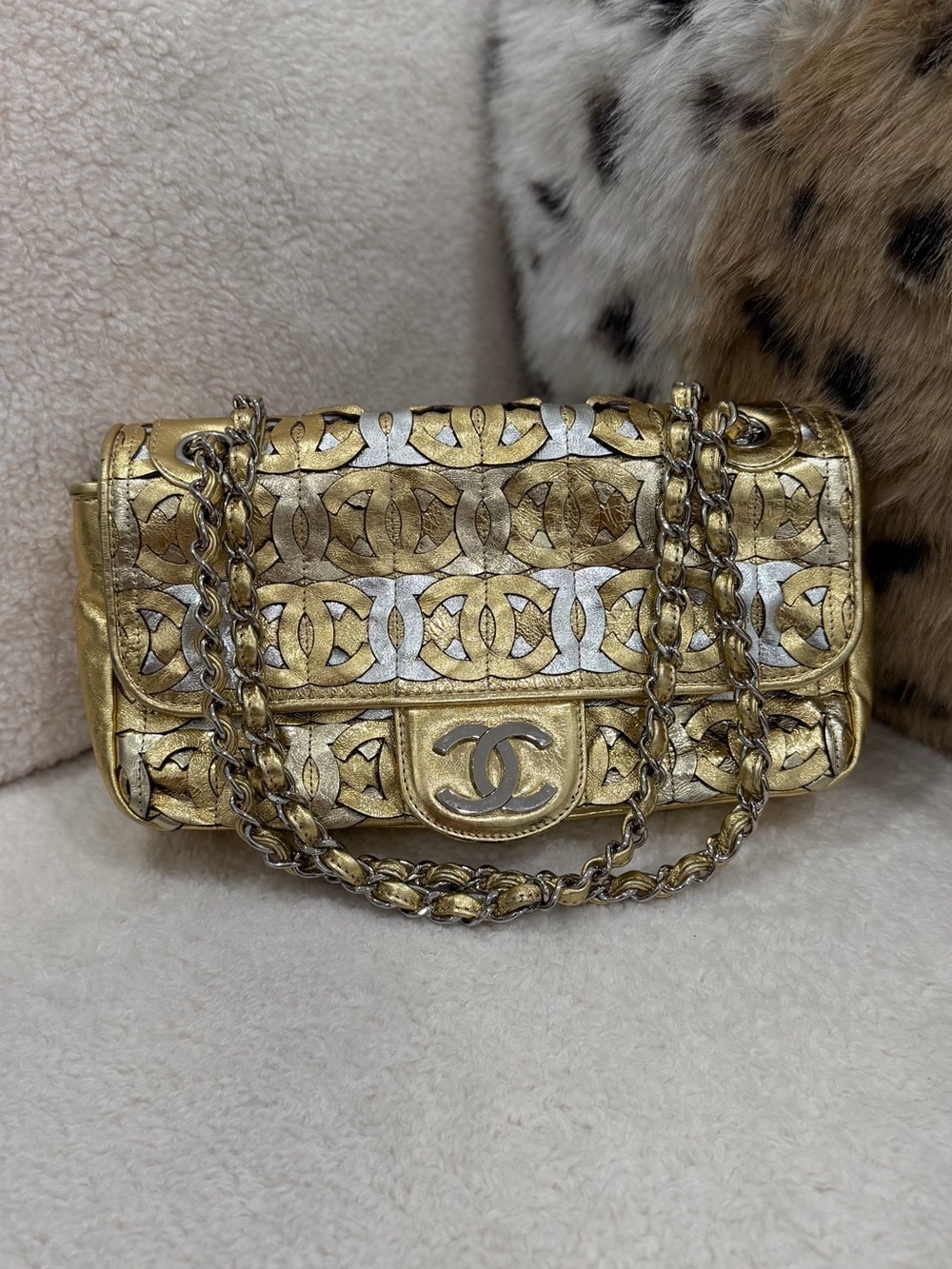 CHANEL Paris Moscow CC Mix Flapbag